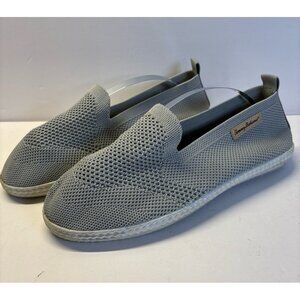 Tommy Bahama Gray Flats‎ (size 8)